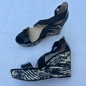 Women's 9.5 Y2K BCBGeneration Stretch Open Toe Chunky Abstract Wedge Sandals